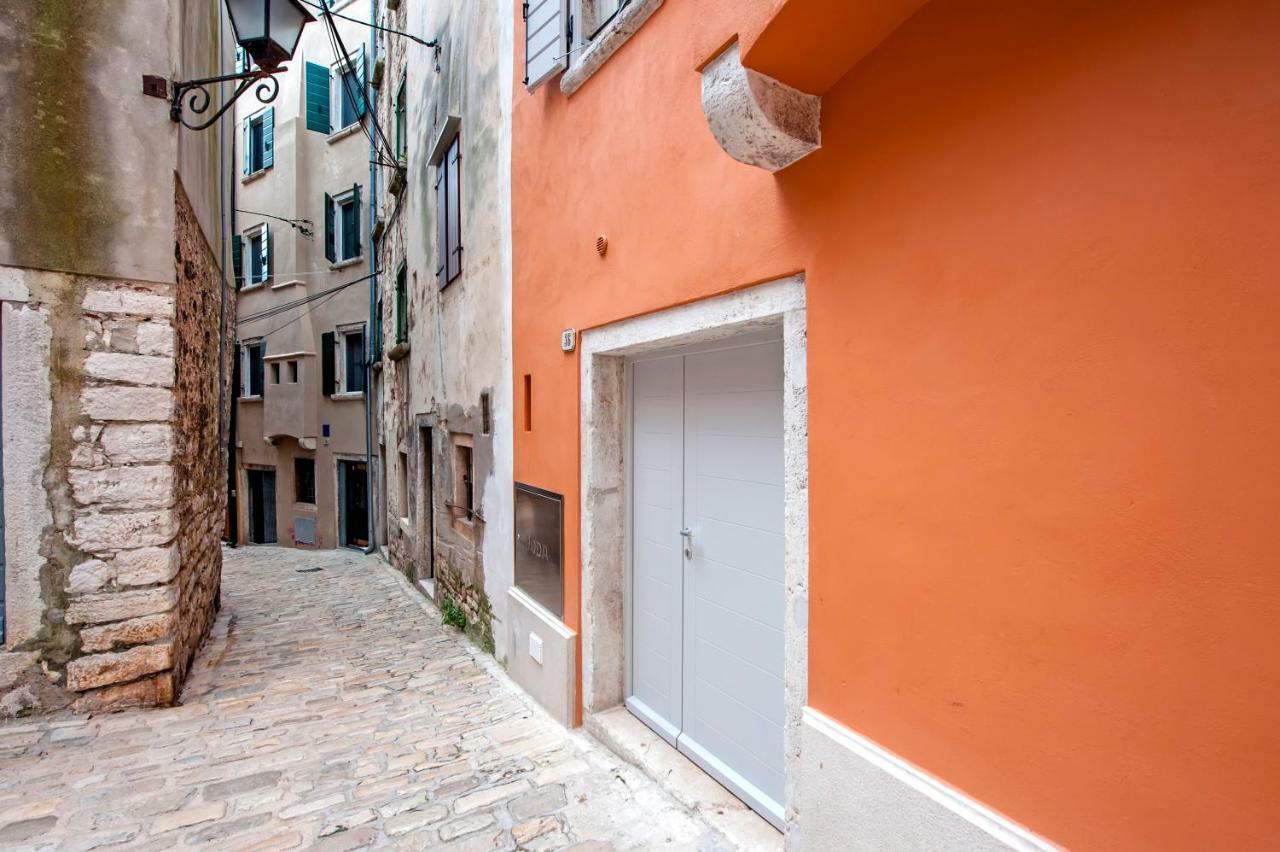 Apartment And Studio Ca' 3 Vie 로비니 외부 사진